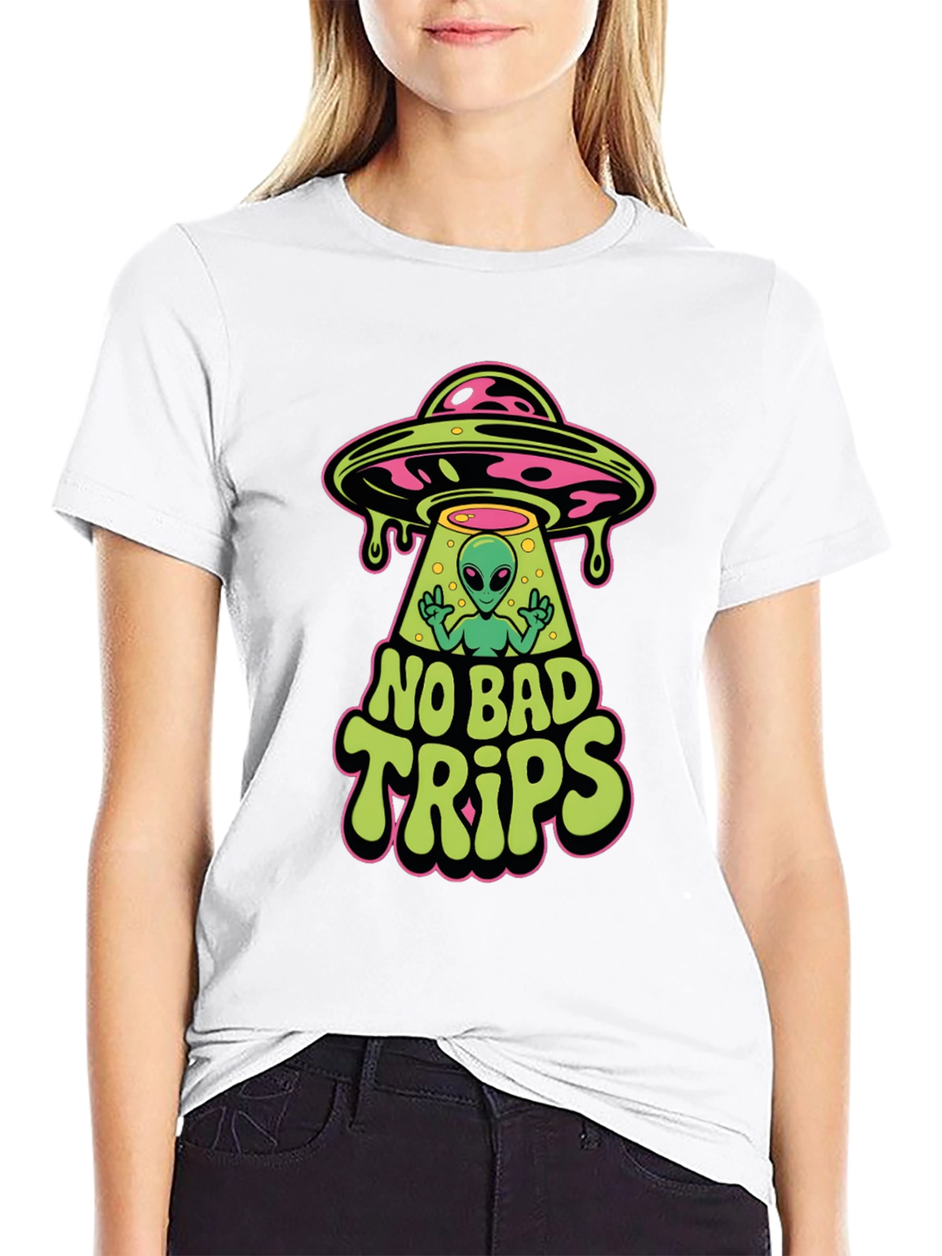 No Bad Trips Alien UFO Graphic T-Shirt