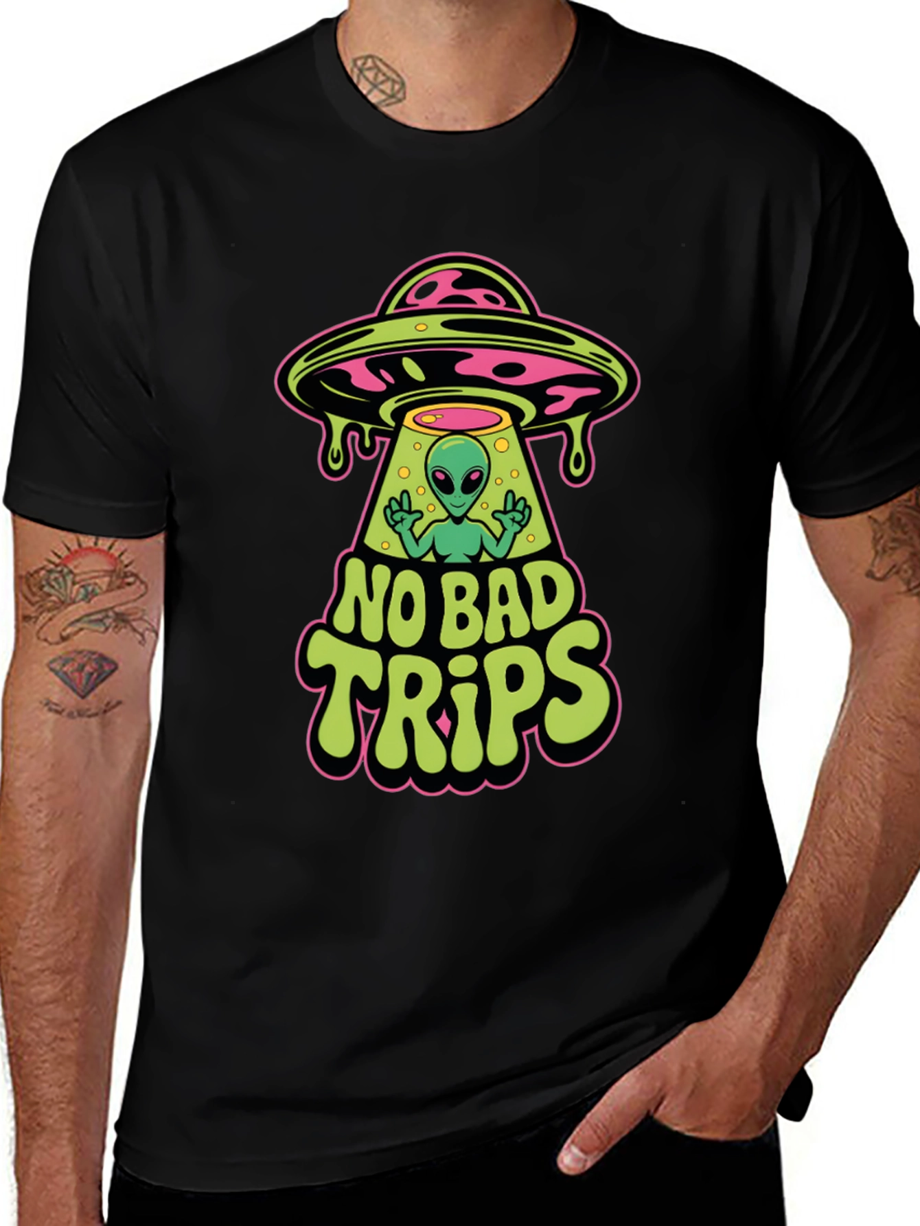 No Bad Trips Alien UFO Graphic T-Shirt
