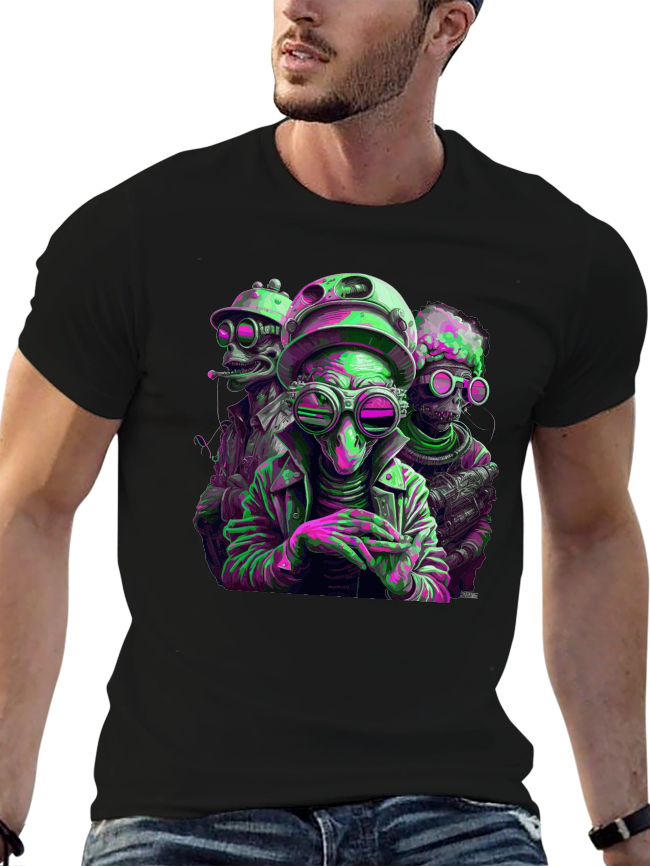 Steampunk Alien T-Shirt - Retro Sci-Fi Design