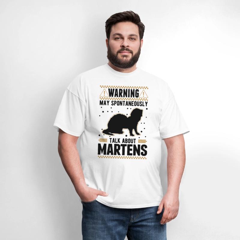 Alert Marten Mink Badger Pine