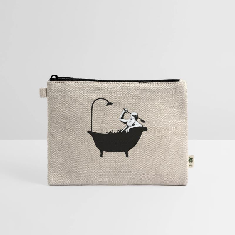 Banksy - Grandpa in the bathtub