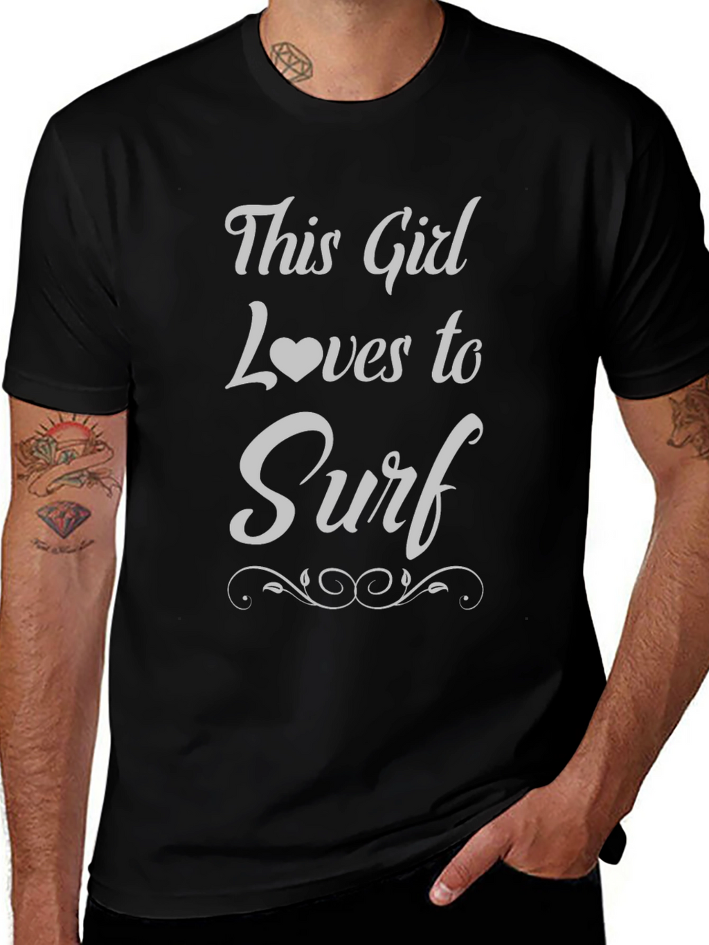 This Girl Loves to Surf T-Shirt - Black