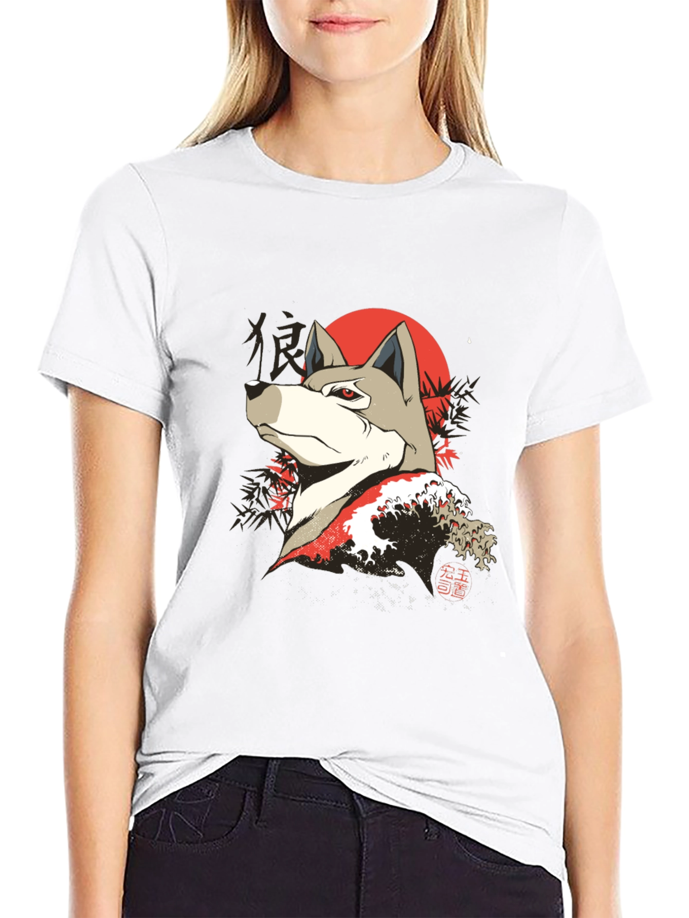 Japanese Wolf Graphic Tee - Unique Design