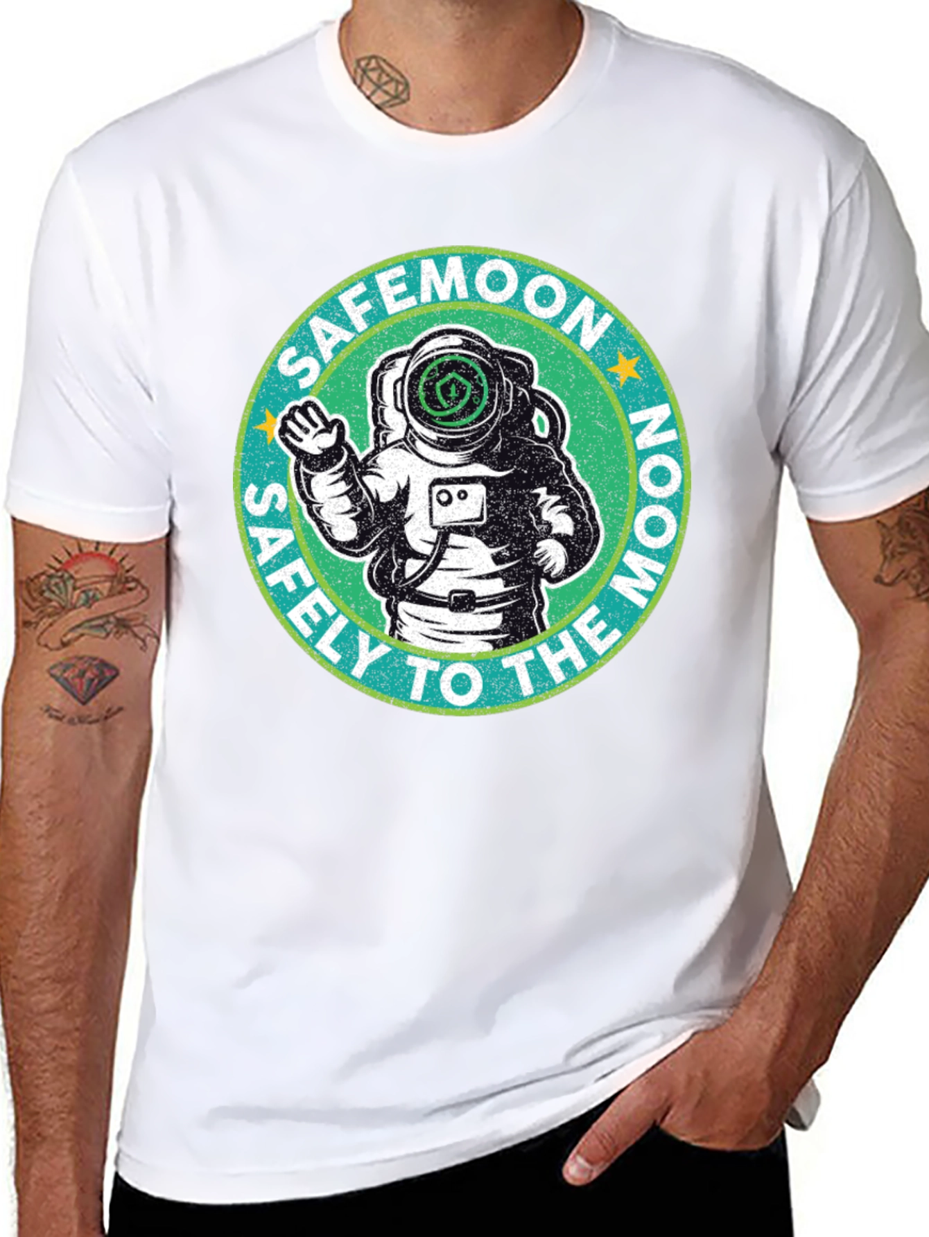 Safemoon Astronaut Black T-Shirt - Safely to the Moon!