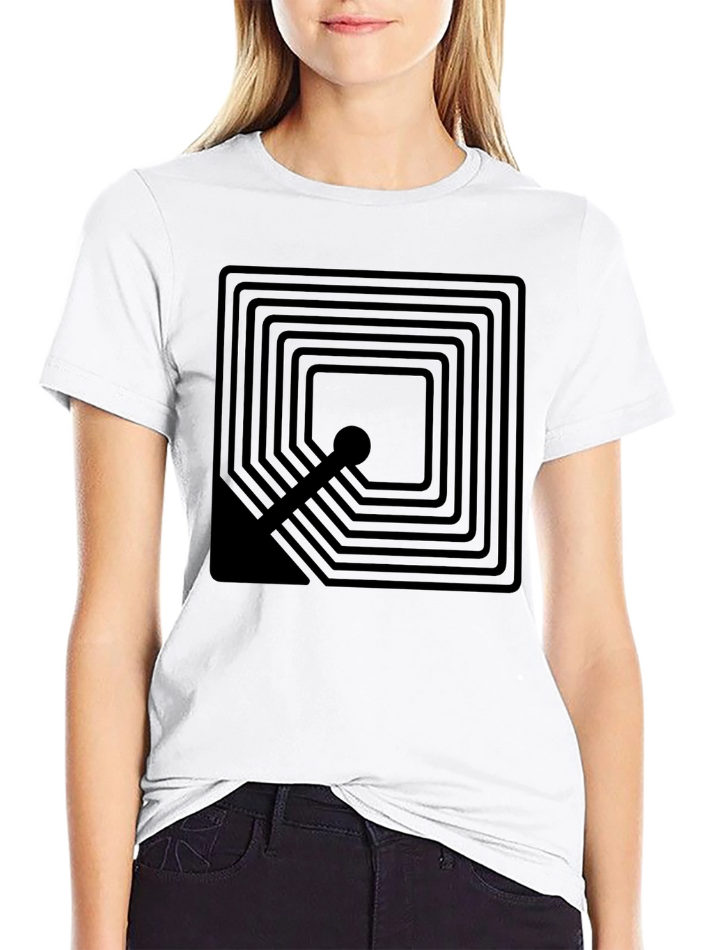 Geometric Square Graphic T-Shirt - Modern Design