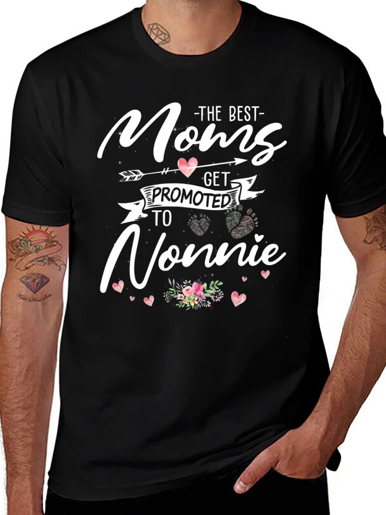 Moms Get Promoted to Nonnie Graphic T-Shirt
